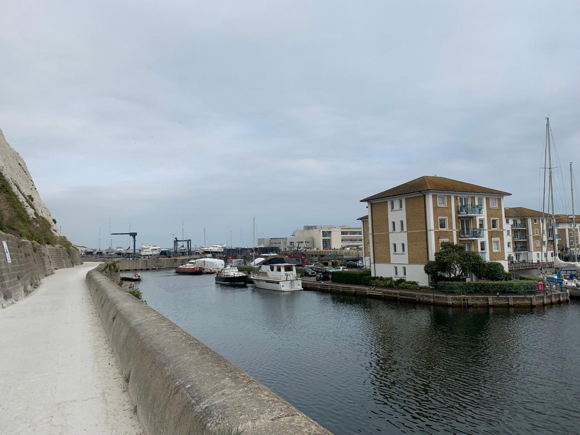 Sanctuary By The Sea With Large Room Including Lounge, Bathroom, Direct Garden Access & Free Parking Brighton Exterior foto